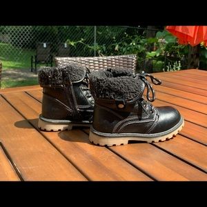 Apakowa New Boy’s Winter Boots